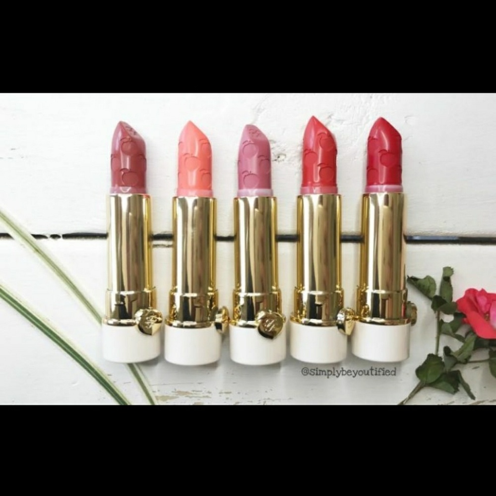 Too faced peach kiss